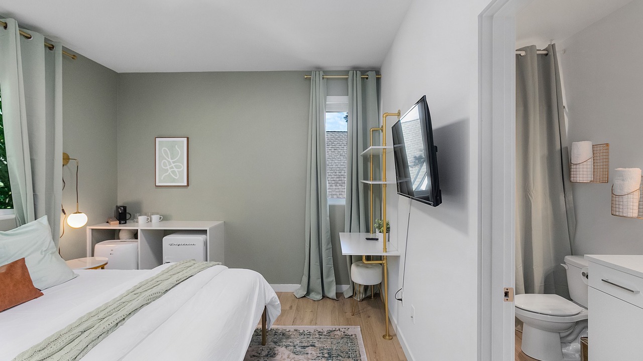 Photo of Bedroom in Minor