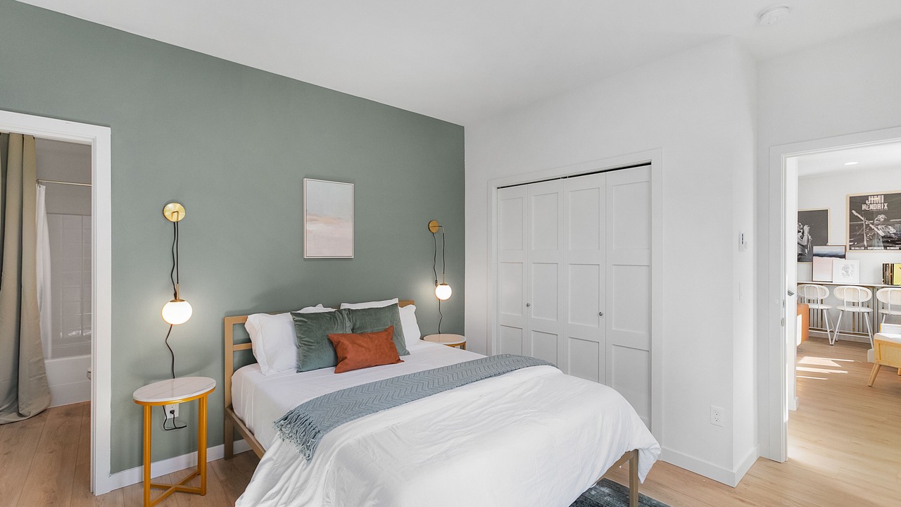 Photo of Bedroom in Minor