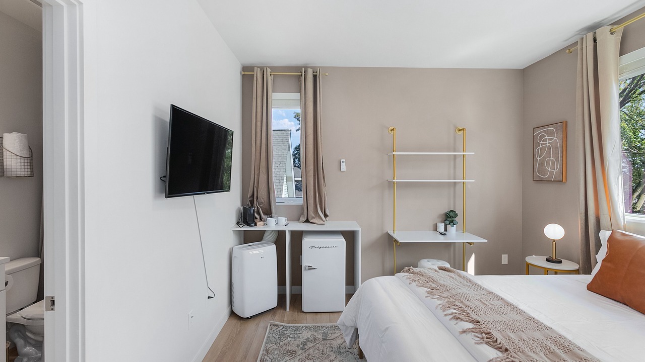 Photo of Bedroom in Minor