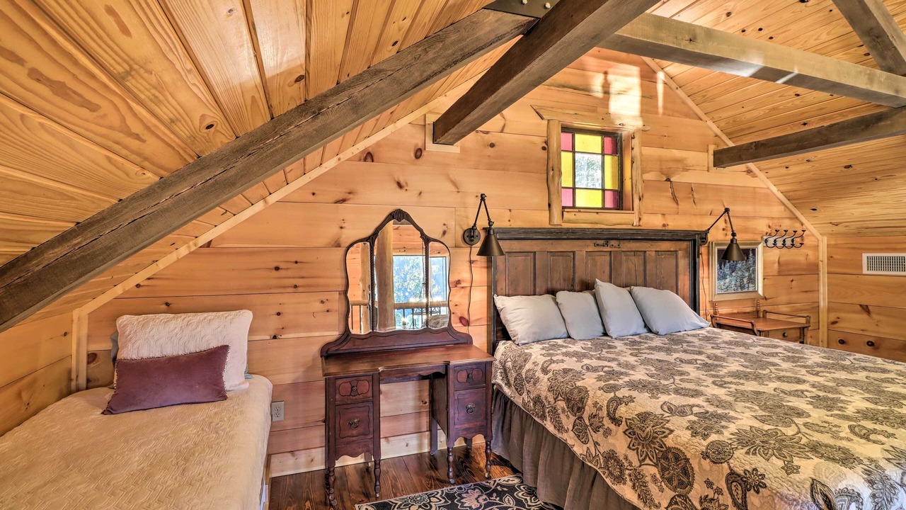 Photo of Bedroom in Mountain View