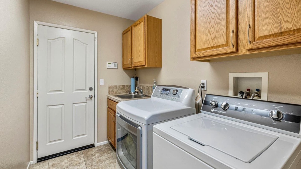 Photo of Bedroom in Indio