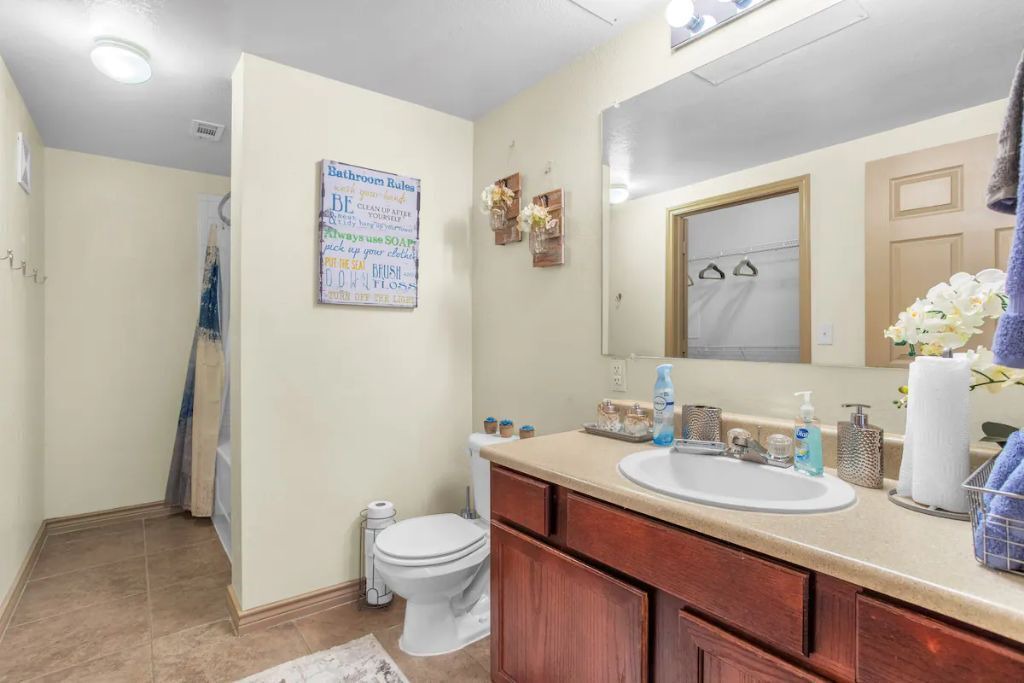 Photo of Bathroom in Downtown Oklahoma City