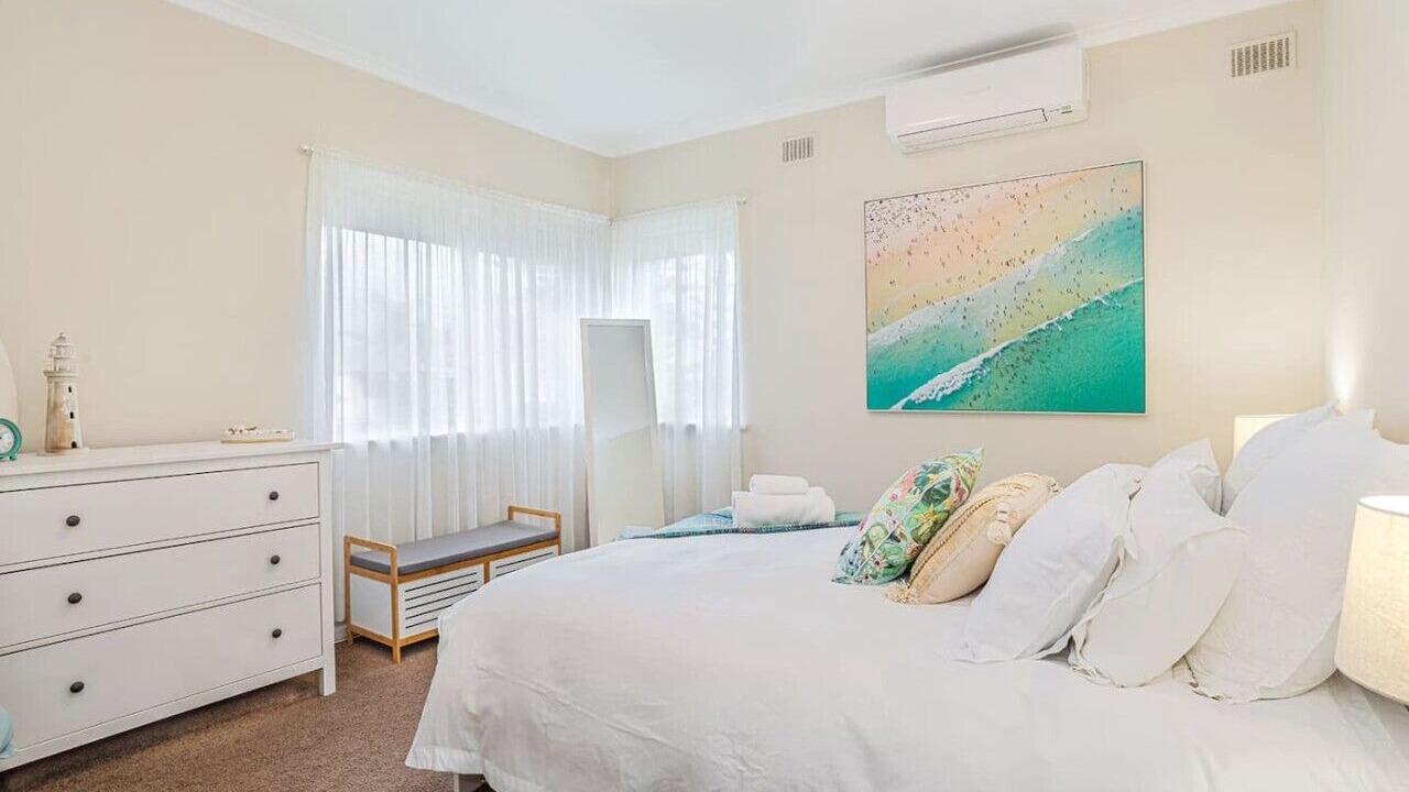 Photo of Bedroom in Glenelg South