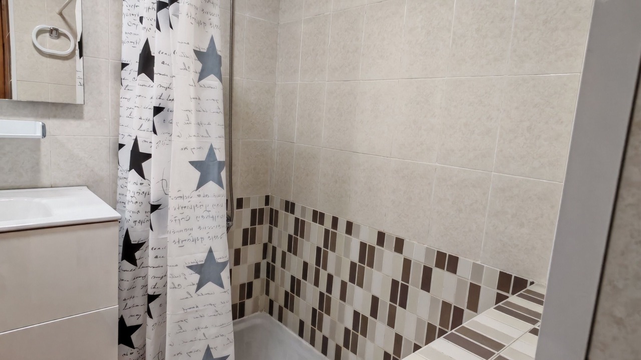 Photo of Bathroom in Taull