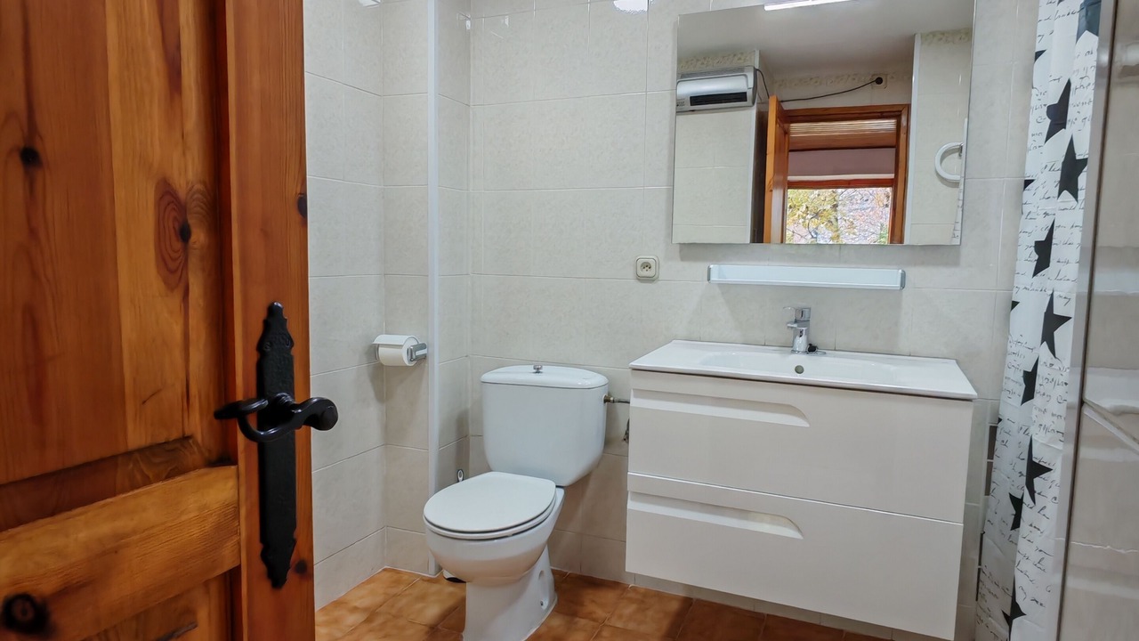 Photo of Bathroom in Taull