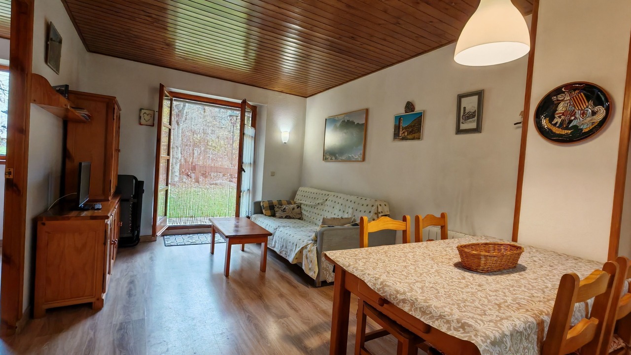 Photo of Livingroom in Taull