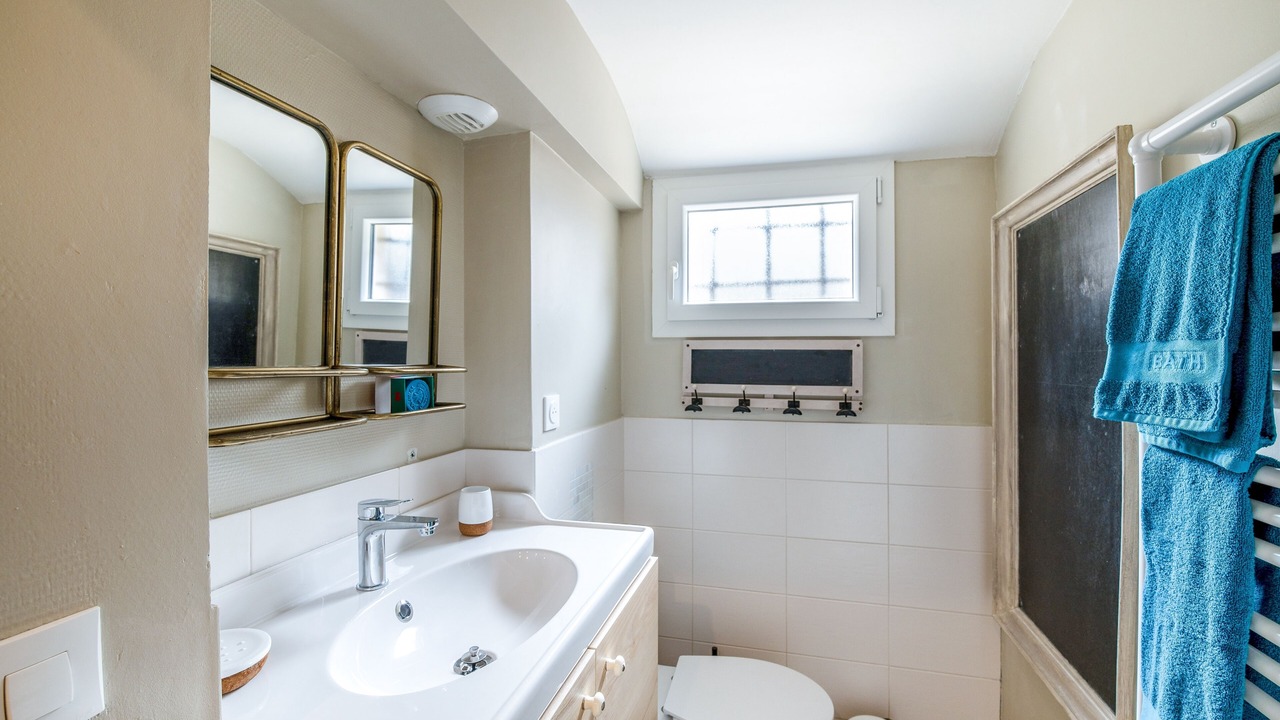 Photo of Bathroom in Saint-Regnobert-de-la-Cote-de-Nacre