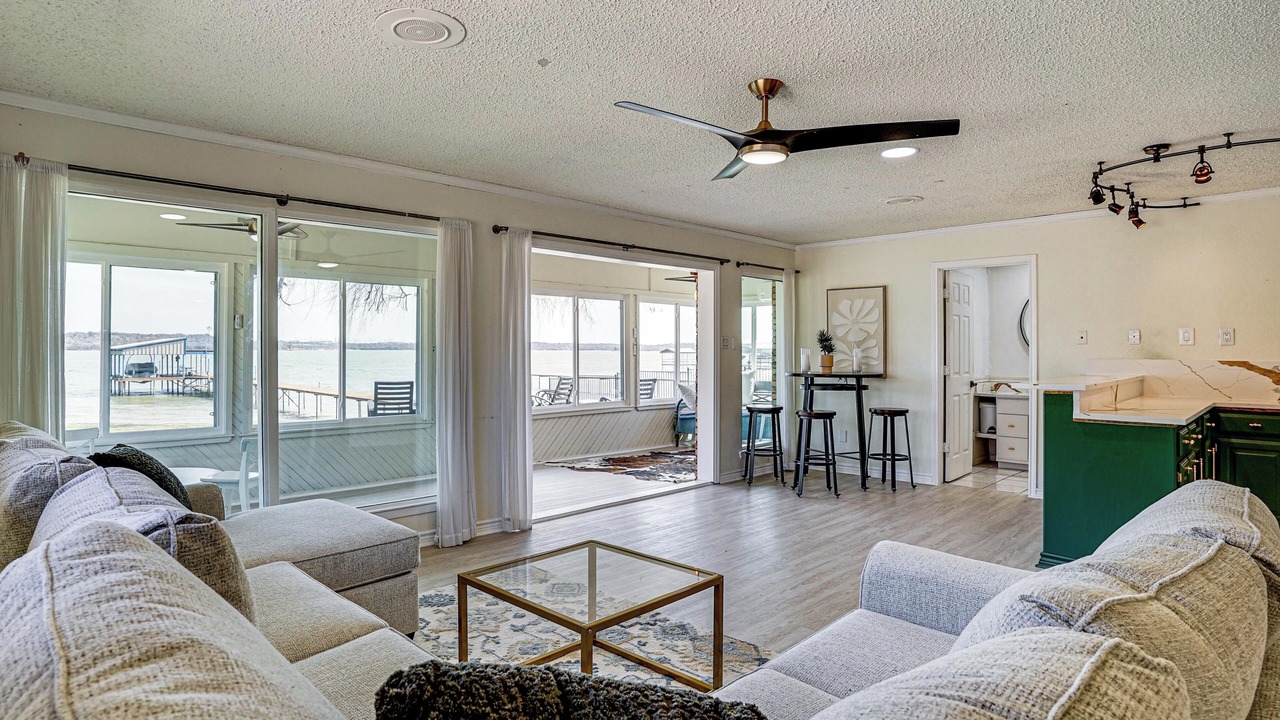 Photo of Livingroom in Azle