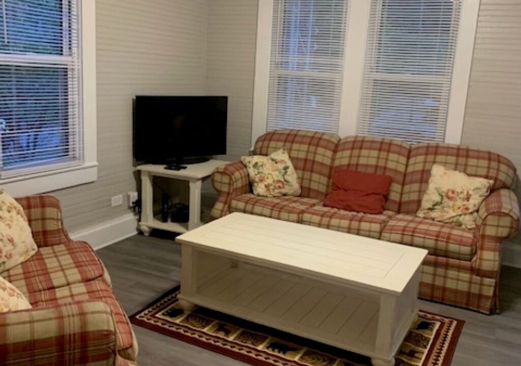 Photo of Livingroom in Lockbridge