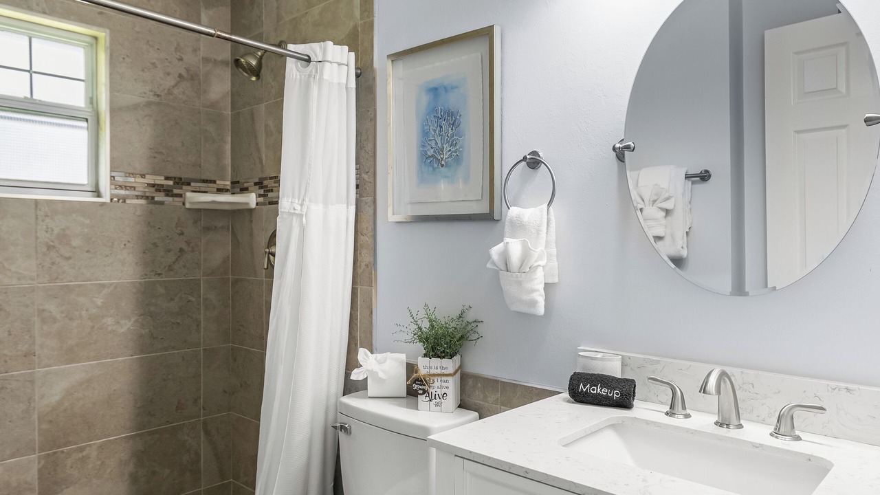 Photo of Bathroom in East Naples