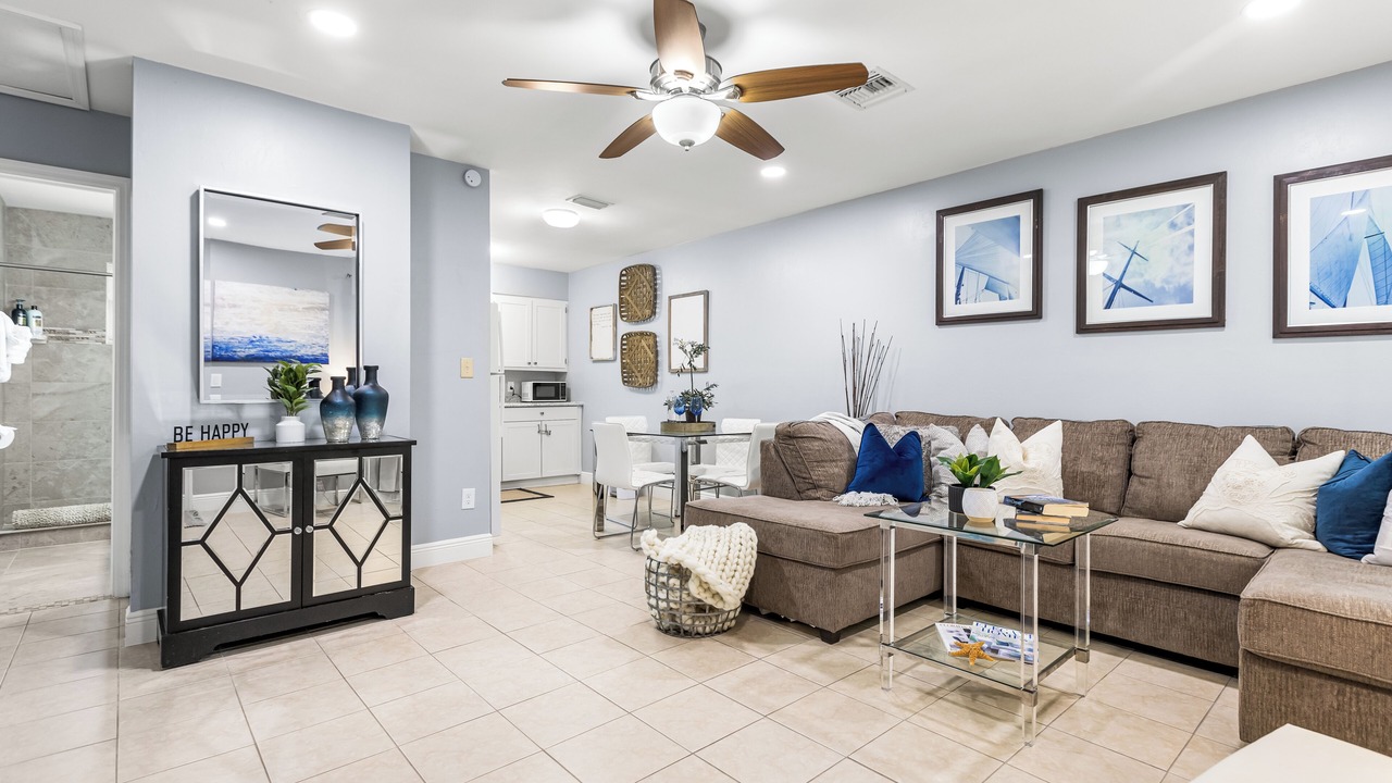 Photo of Livingroom in East Naples