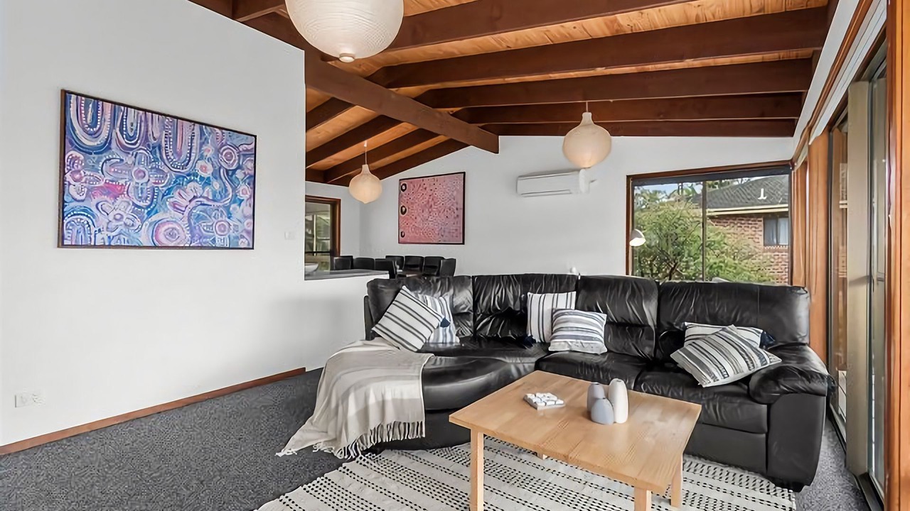 Photo of Livingroom in Surf Beach