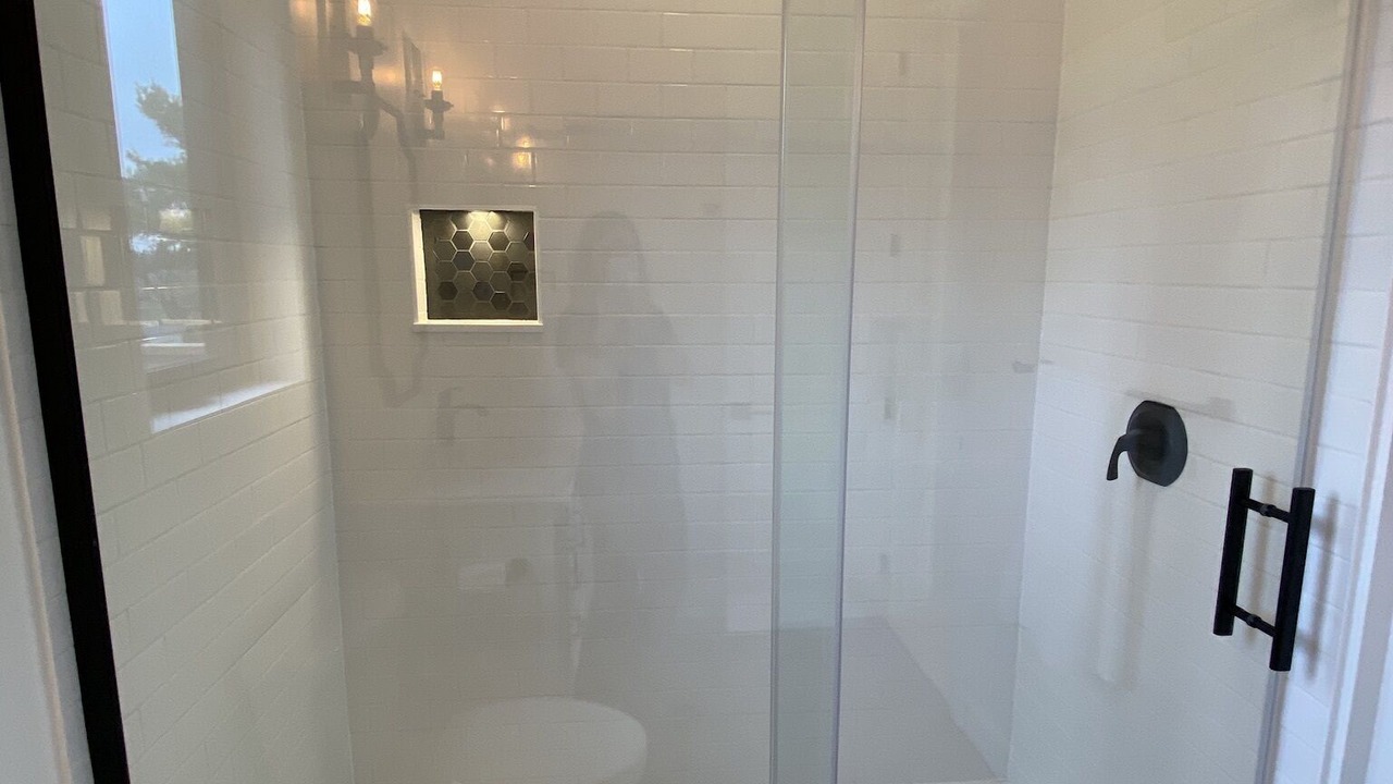 Photo of Bathroom in Grand Bend