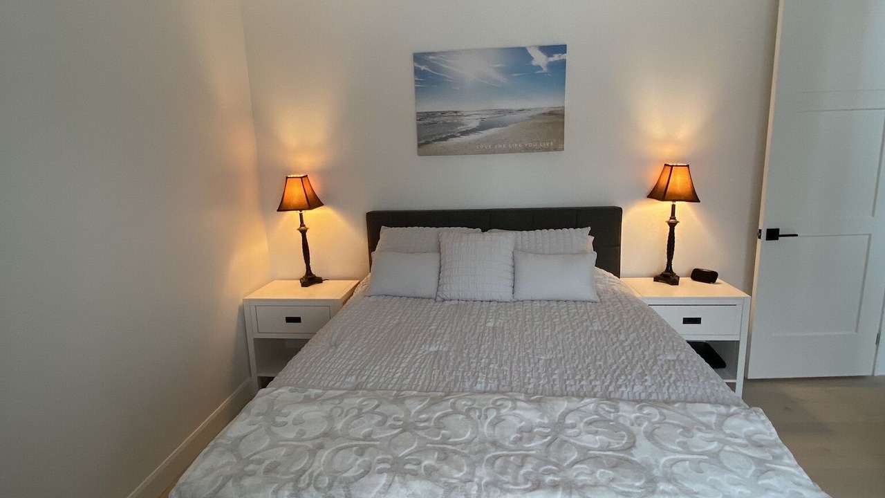 Photo of Bedroom in Grand Bend