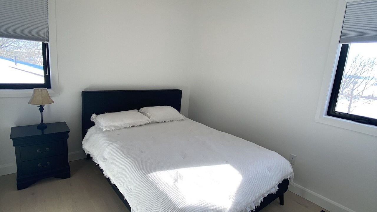 Photo of Bedroom in Grand Bend