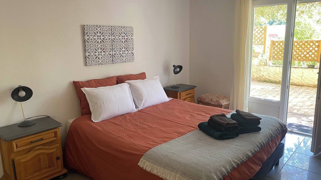 Photo of Bedroom in Besseges