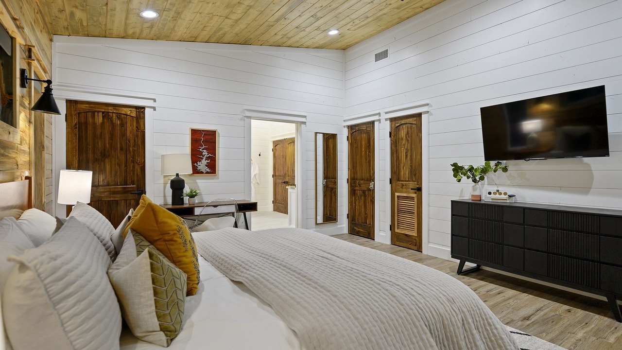 Photo of Bedroom in Pickens