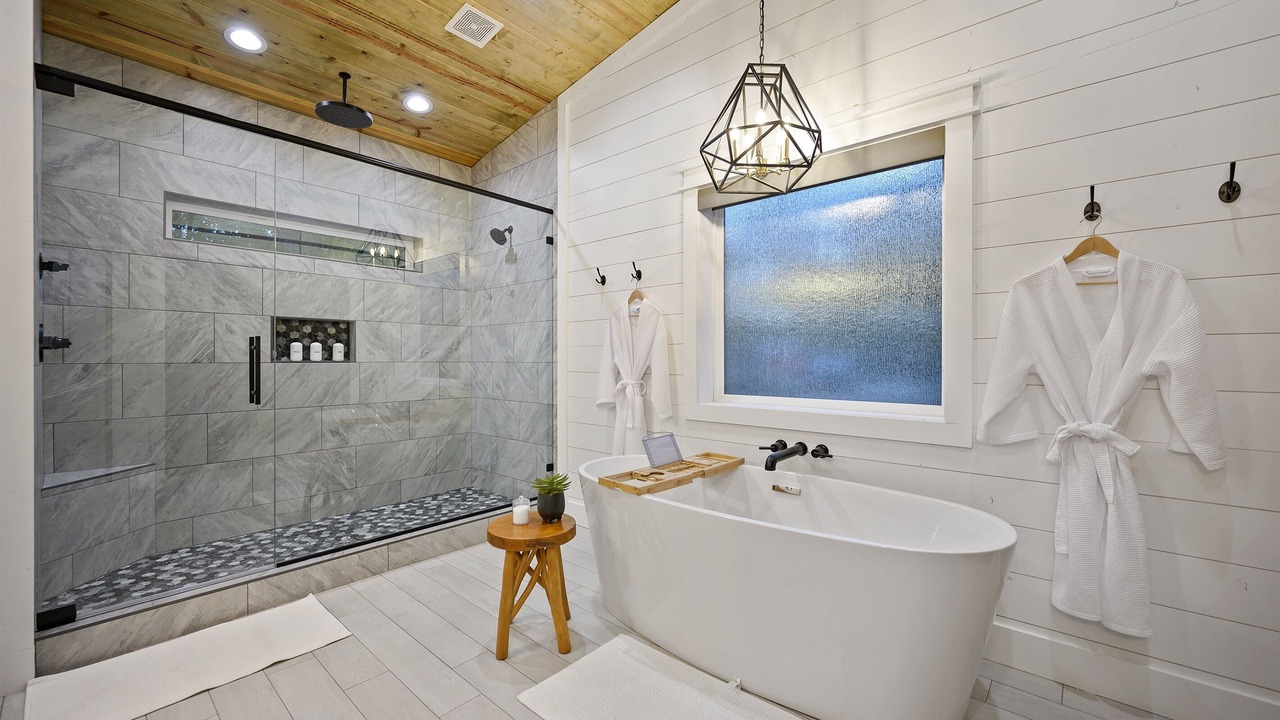 Photo of Bathroom in Pickens