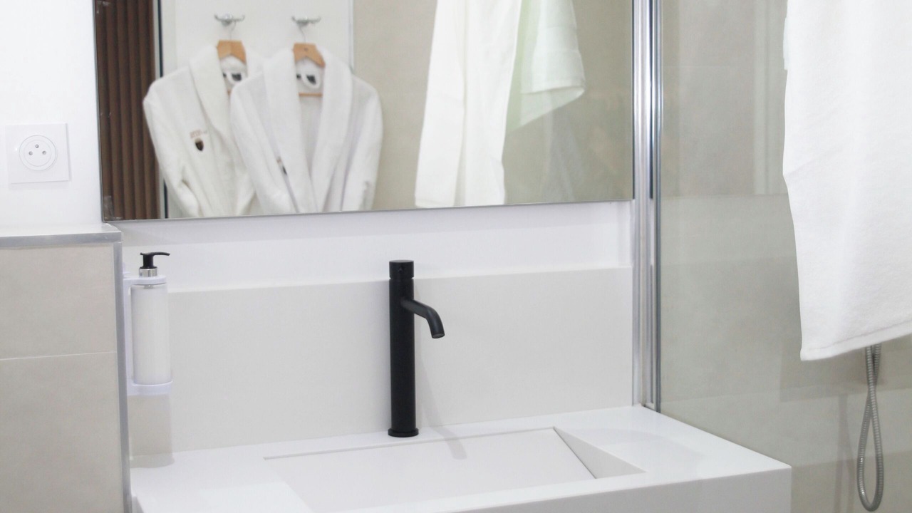 Photo of Bathroom in Bergerac