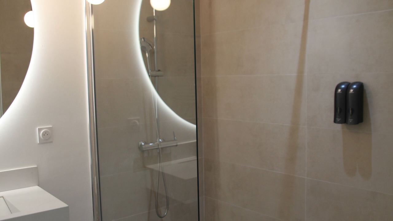 Photo of Bathroom in Bergerac