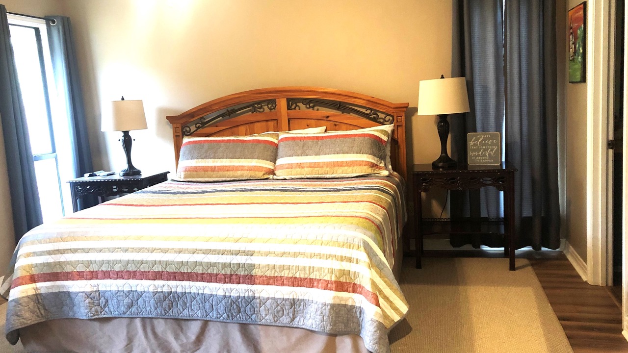 Photo of Bedroom in Counce