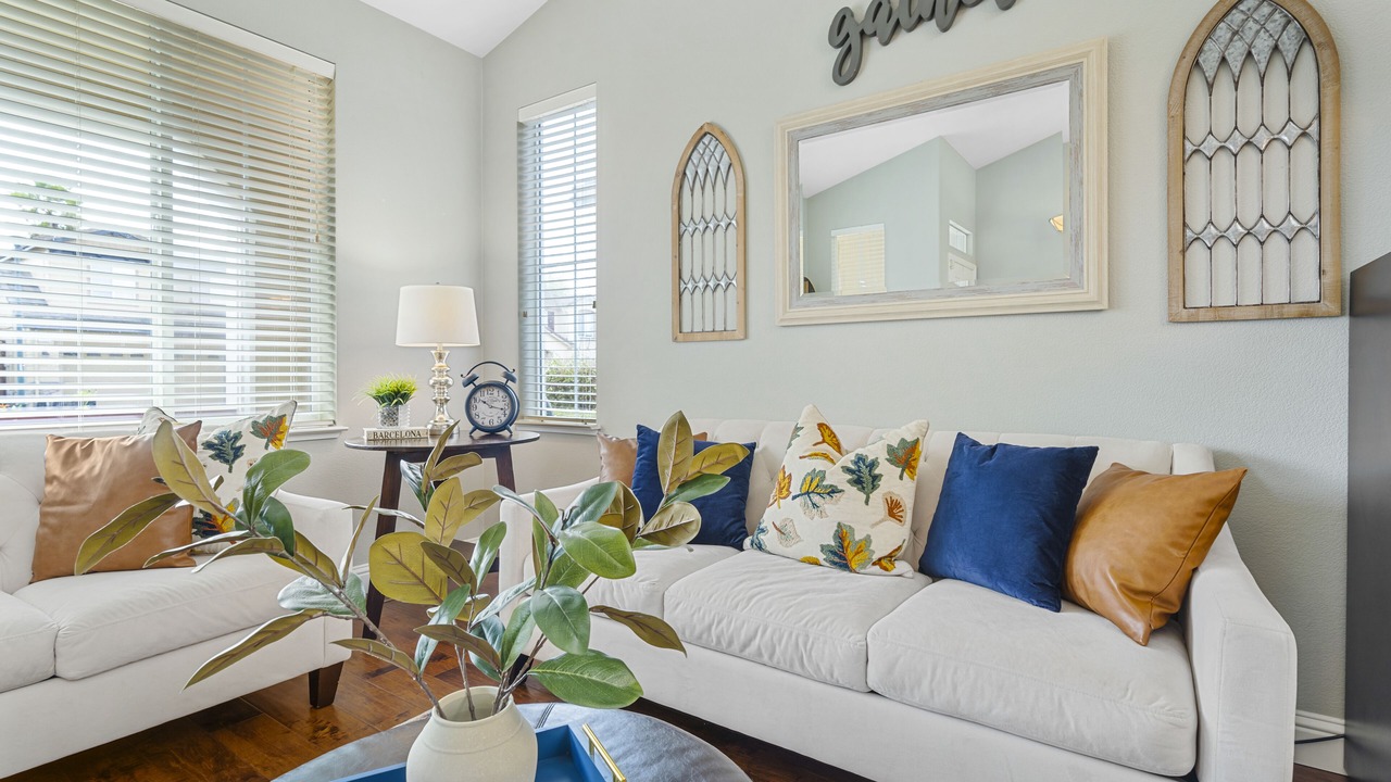 Photo of Livingroom in Windsor