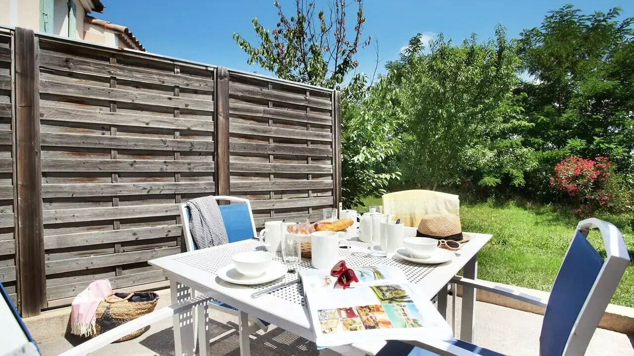 Photo of Outdoor in Cabries