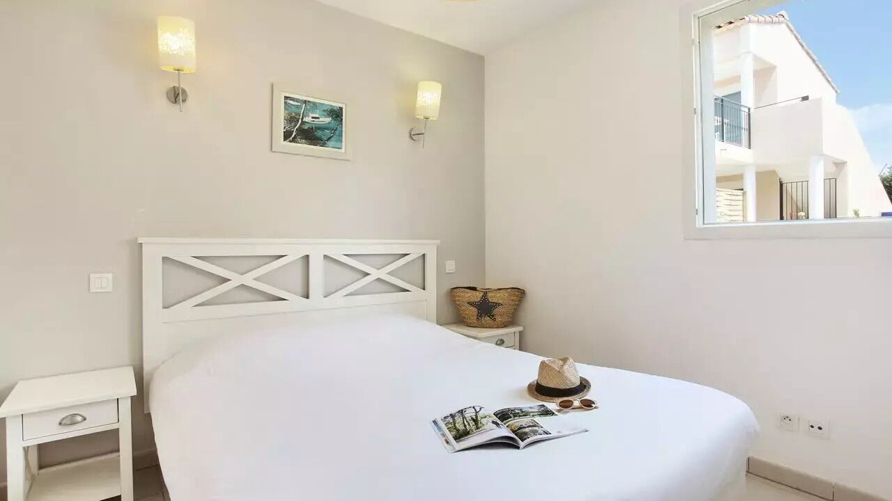 Photo of Bedroom in Cabries