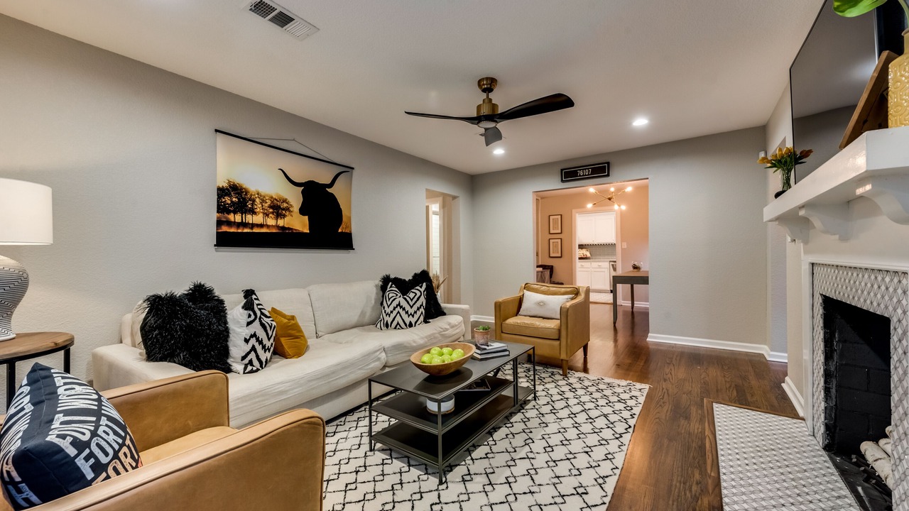 Photo of Bedroom in Arlington Heights