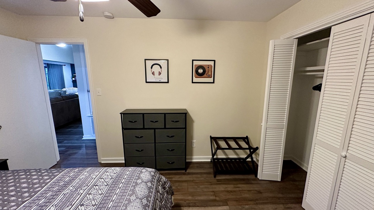 Photo of Bedroom in Tougaloo
