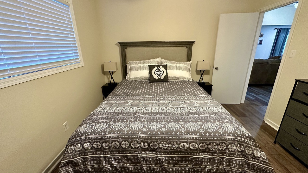 Photo of Bedroom in Tougaloo