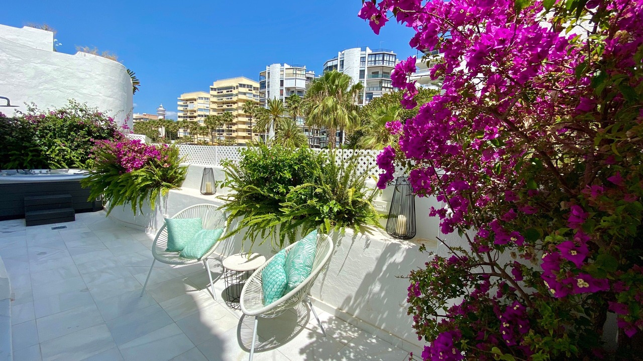 Photo of Patio Balcony in Marbella Seafront Promenade