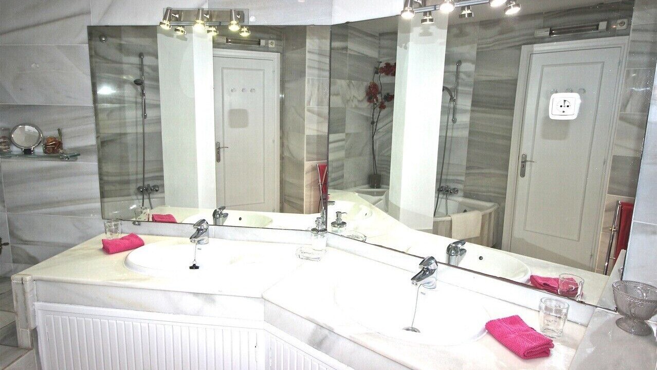 Photo of Bathroom in Marbella Seafront Promenade