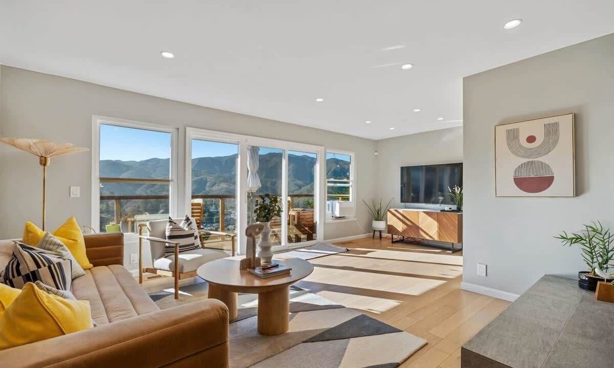 Photo of Livingroom in Park Pacifica