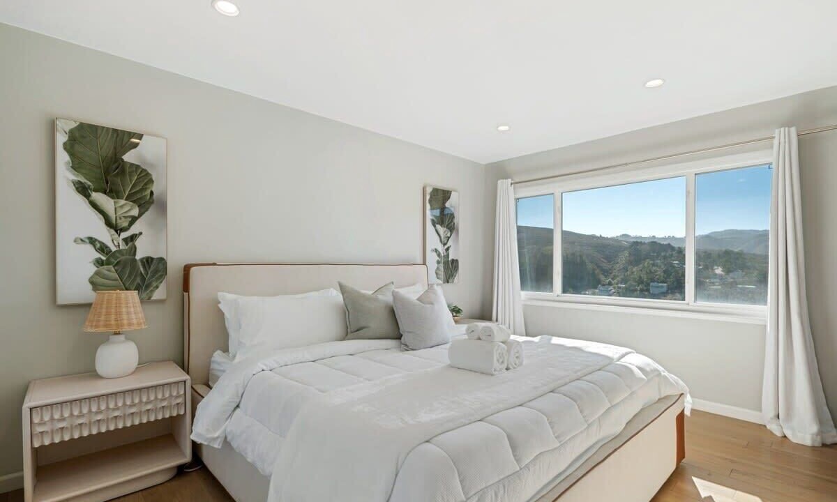 Photo of Bedroom in Park Pacifica