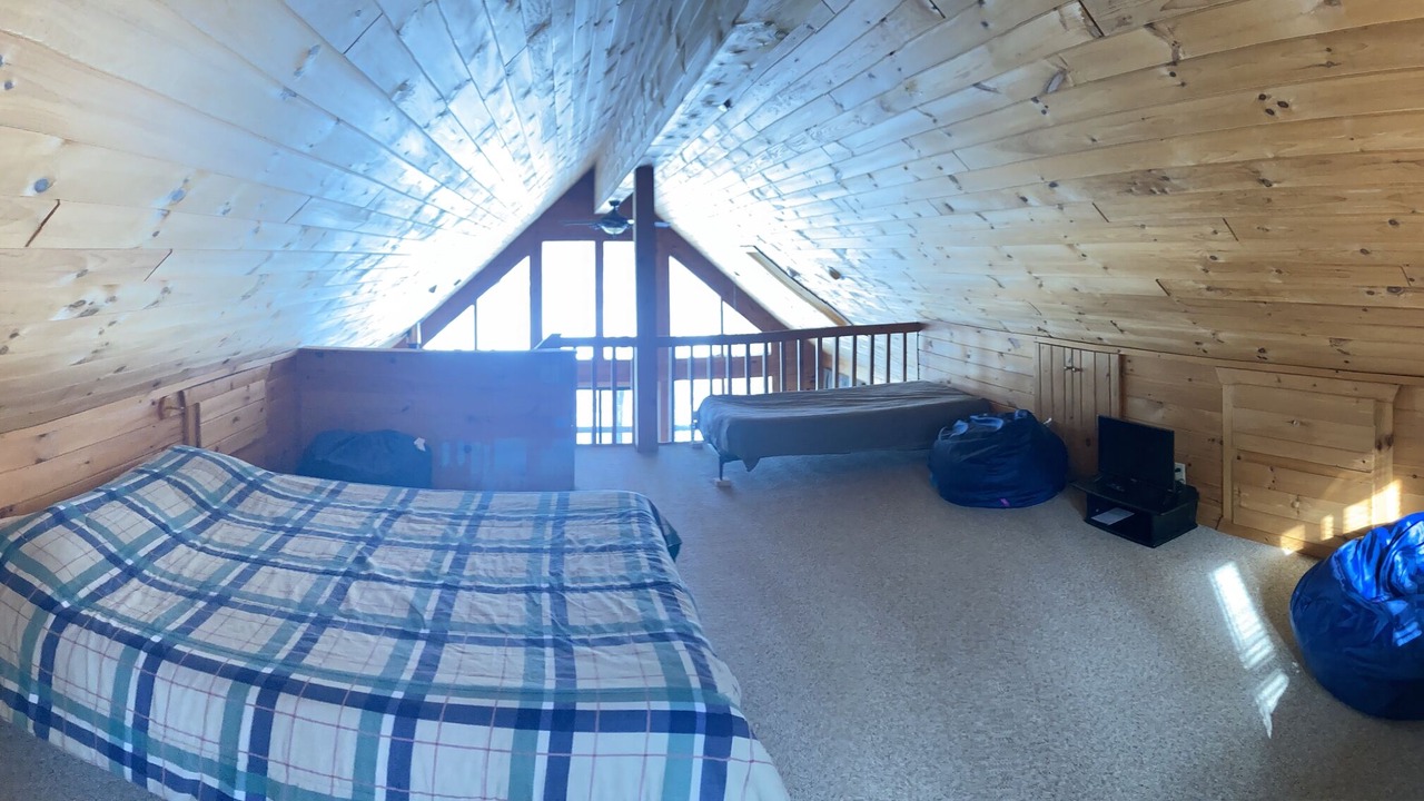 Photo of Bedroom in Reserve