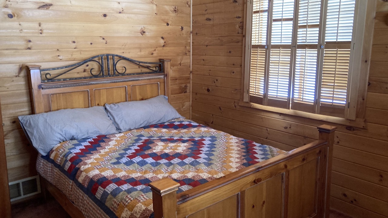 Photo of Bedroom in Reserve