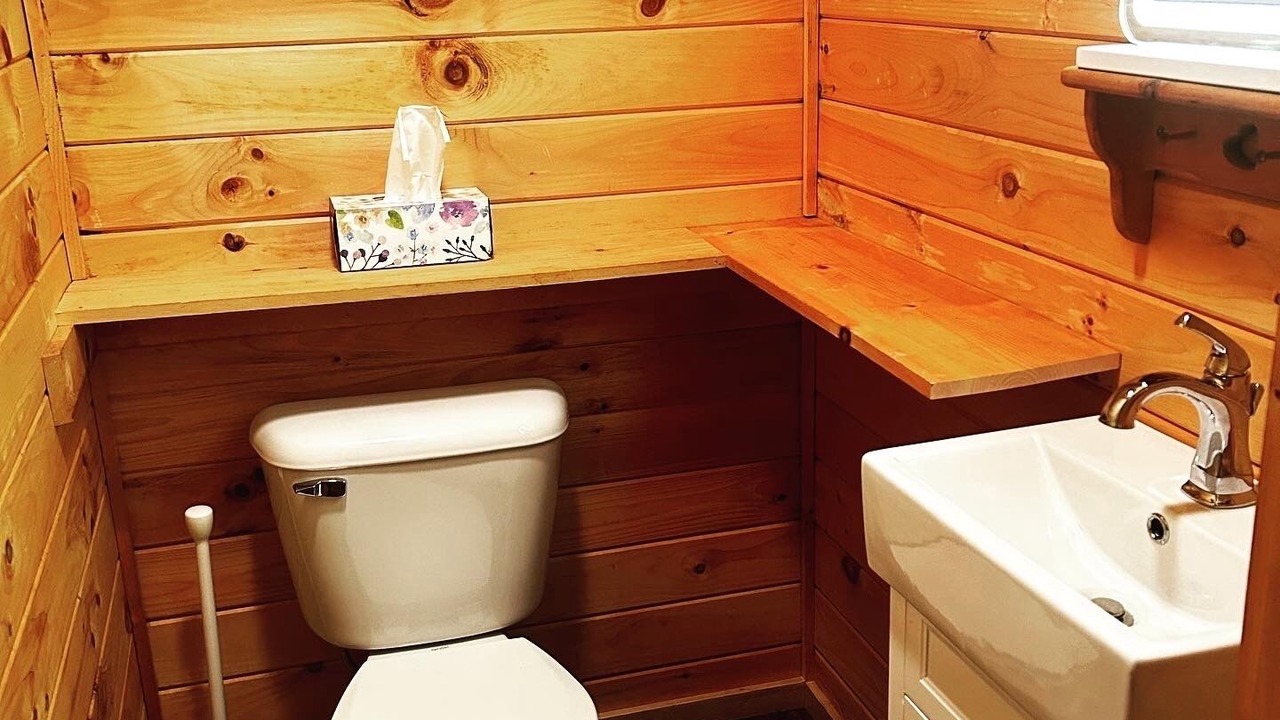 Photo of Bathroom in Reserve