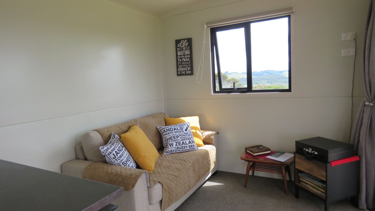 Photo of Livingroom in Cable Bay