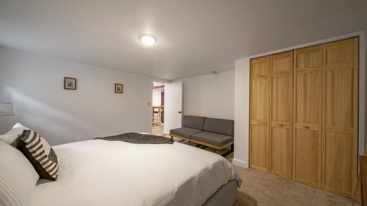 Photo of Bedroom in Alberta
