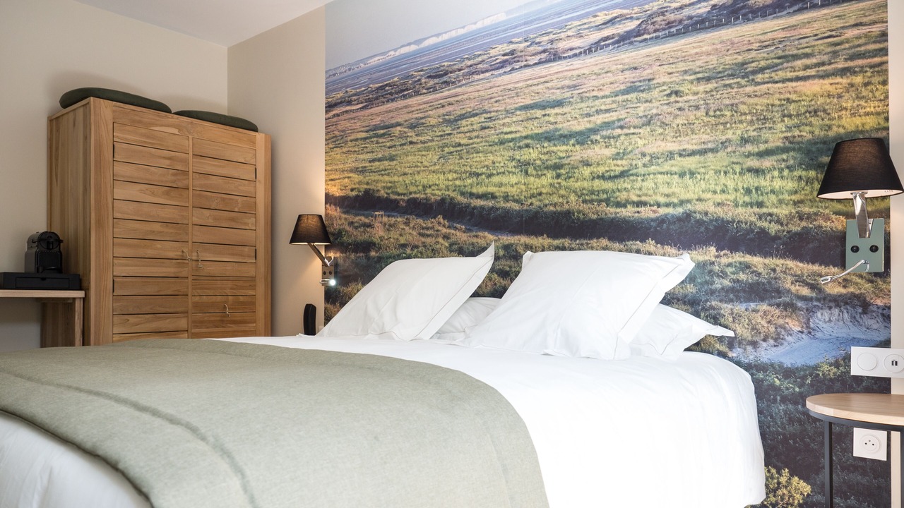 Photo of Bedroom in Saint-Quentin-en-Tourmont