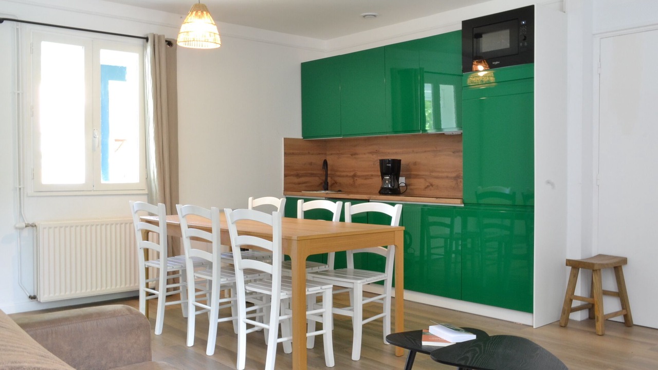 Photo of Kitchen in Saint-Quentin-en-Tourmont