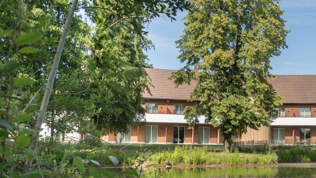 Photo of Outdoor in Saint-Quentin-en-Tourmont