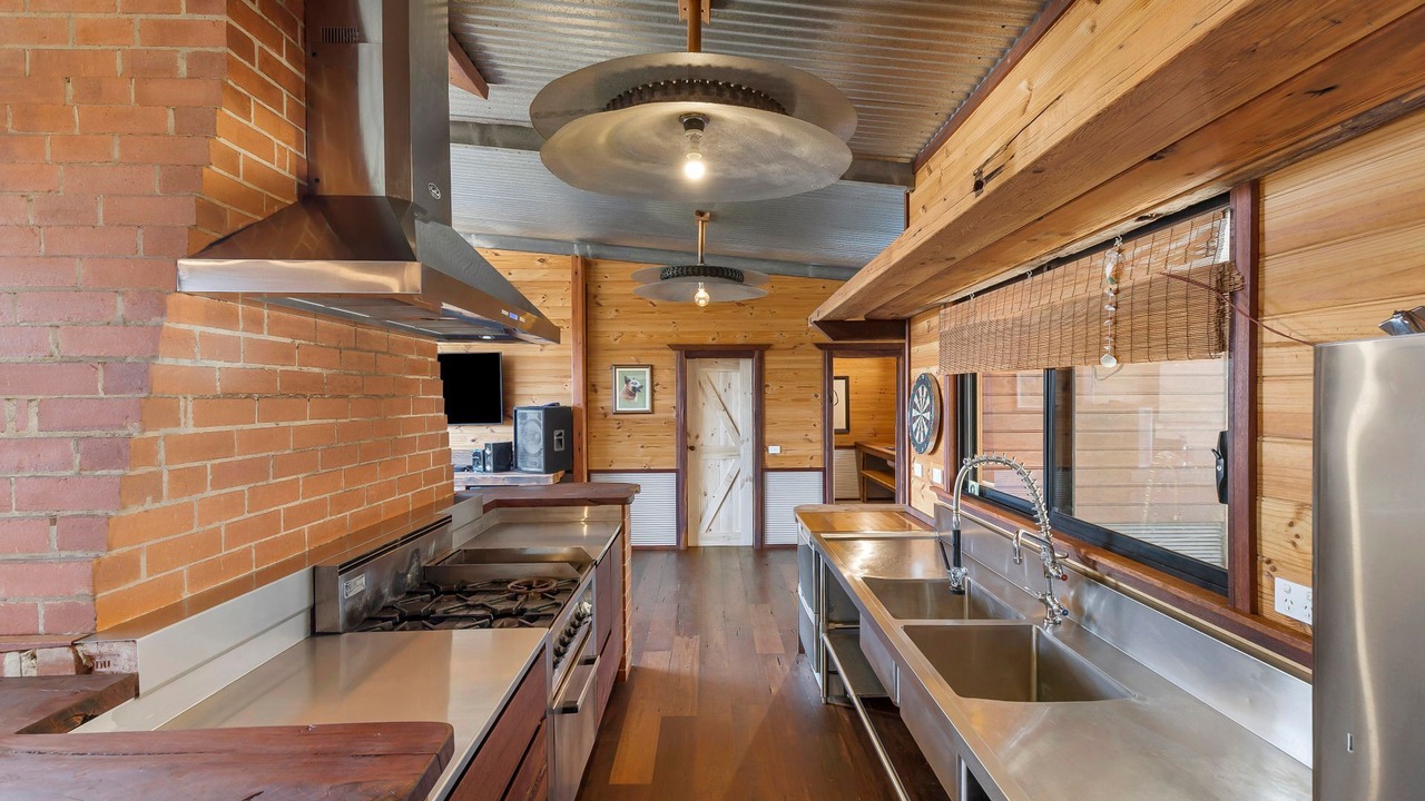 Photo of Others in Big Hill