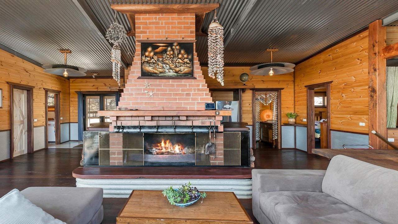 Photo of Livingroom in Big Hill