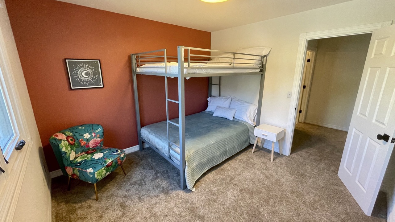 Photo of Bedroom in Berkley