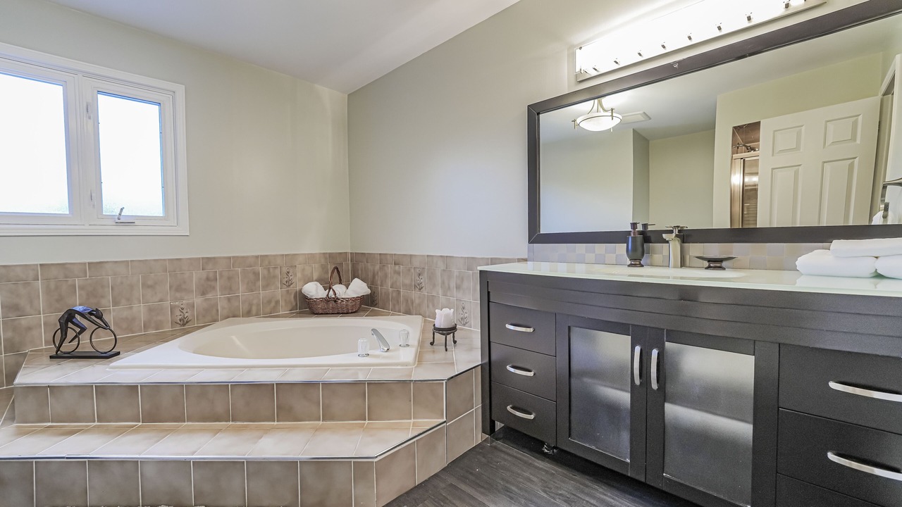 Photo of Bathroom in Richmond Hill