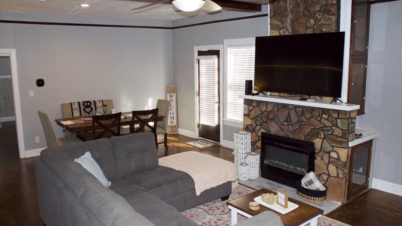 Photo of Livingroom in Monahans