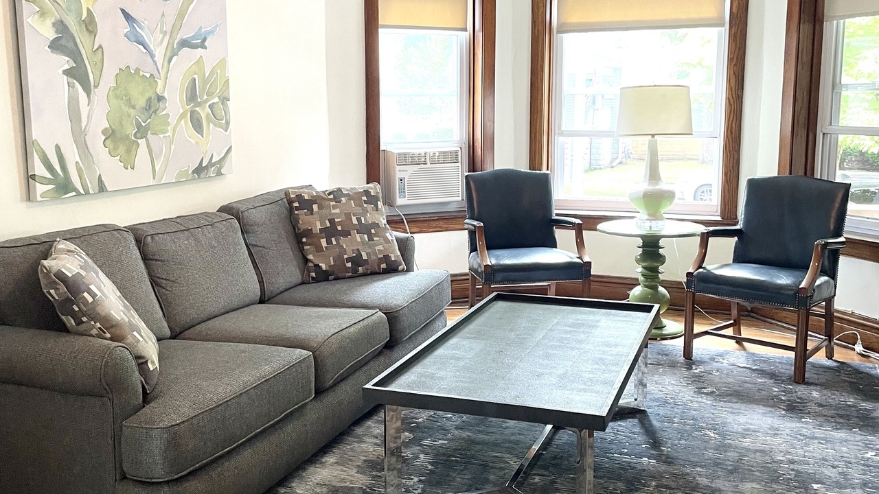 Photo of Livingroom in Forest Park