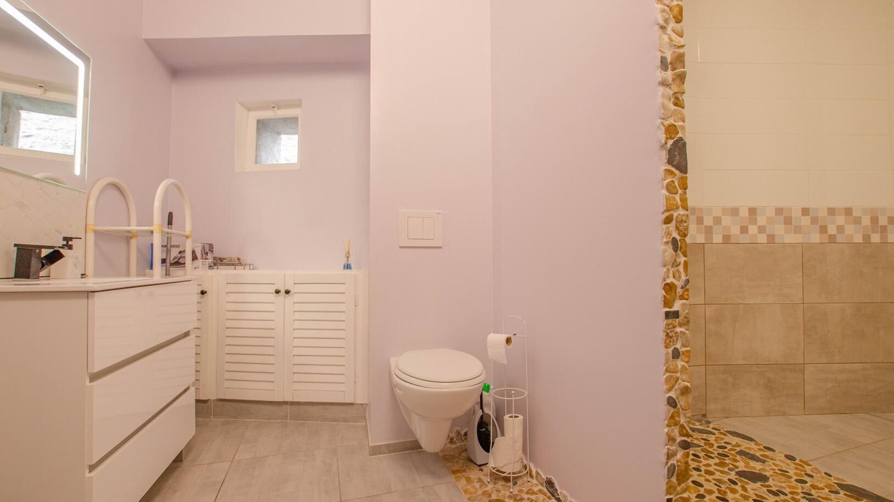 Photo of Bathroom in Bar-sur-Aube